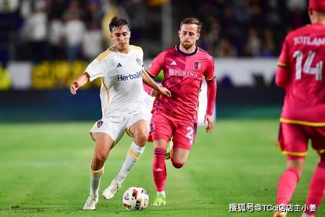 连续无缘U系列世界杯 中国男足何时不坐过山车